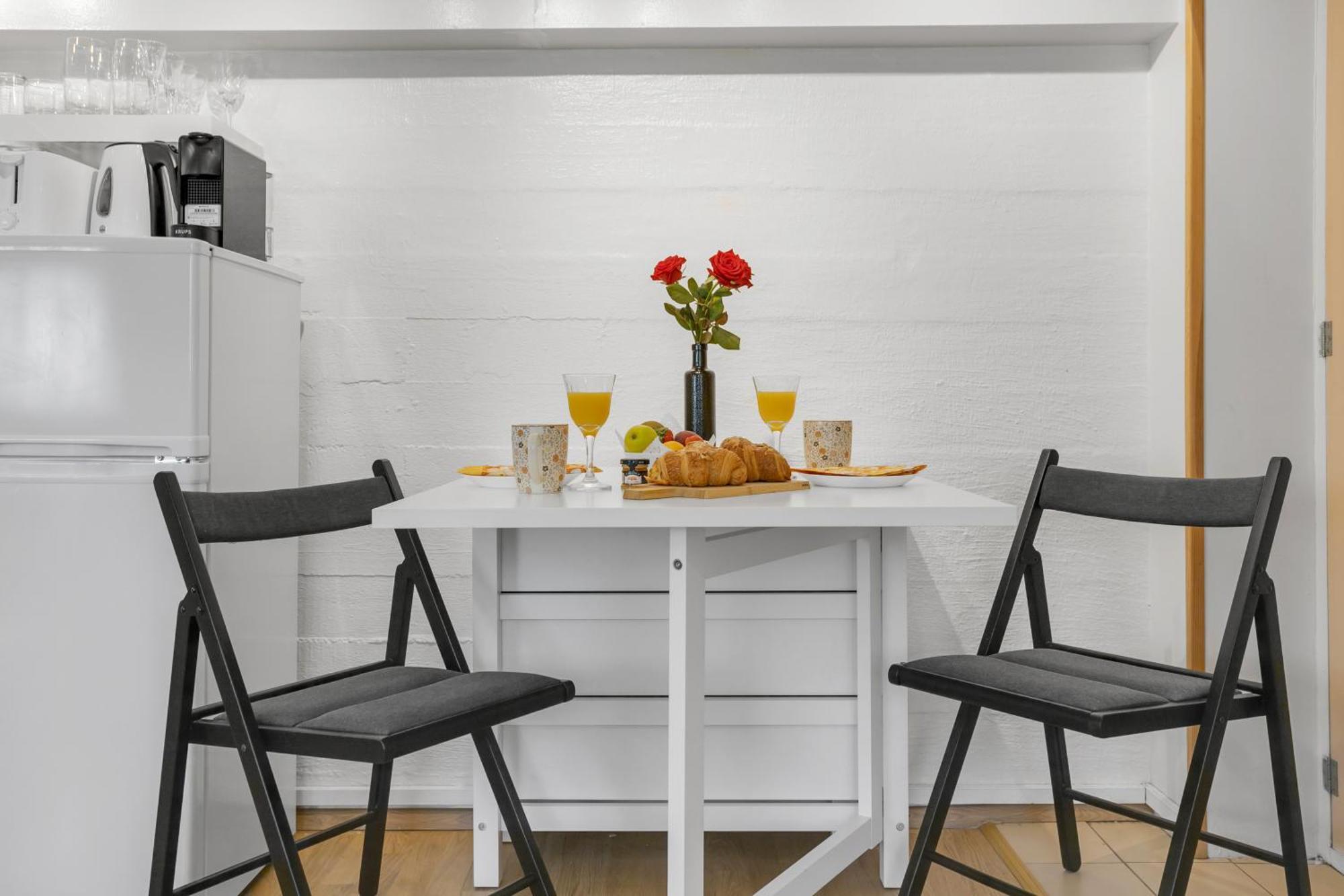 Lara Studio In Laugardalur Valley, Reykjavik Central Park And Botanical Garden, Private Entrance, Free Private Parking On Side Exteriér fotografie